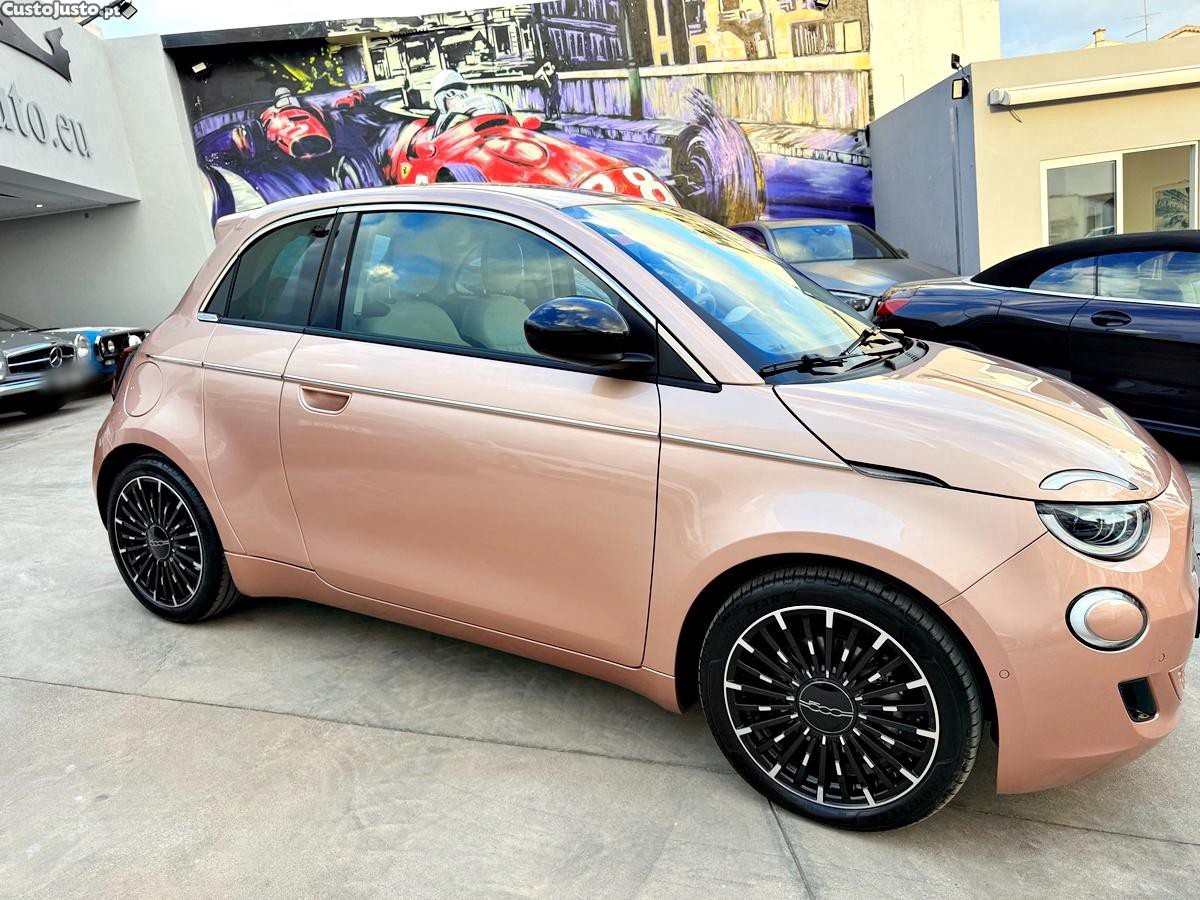 Fiat 500 E 3+1 La Prima - 26 foto 2