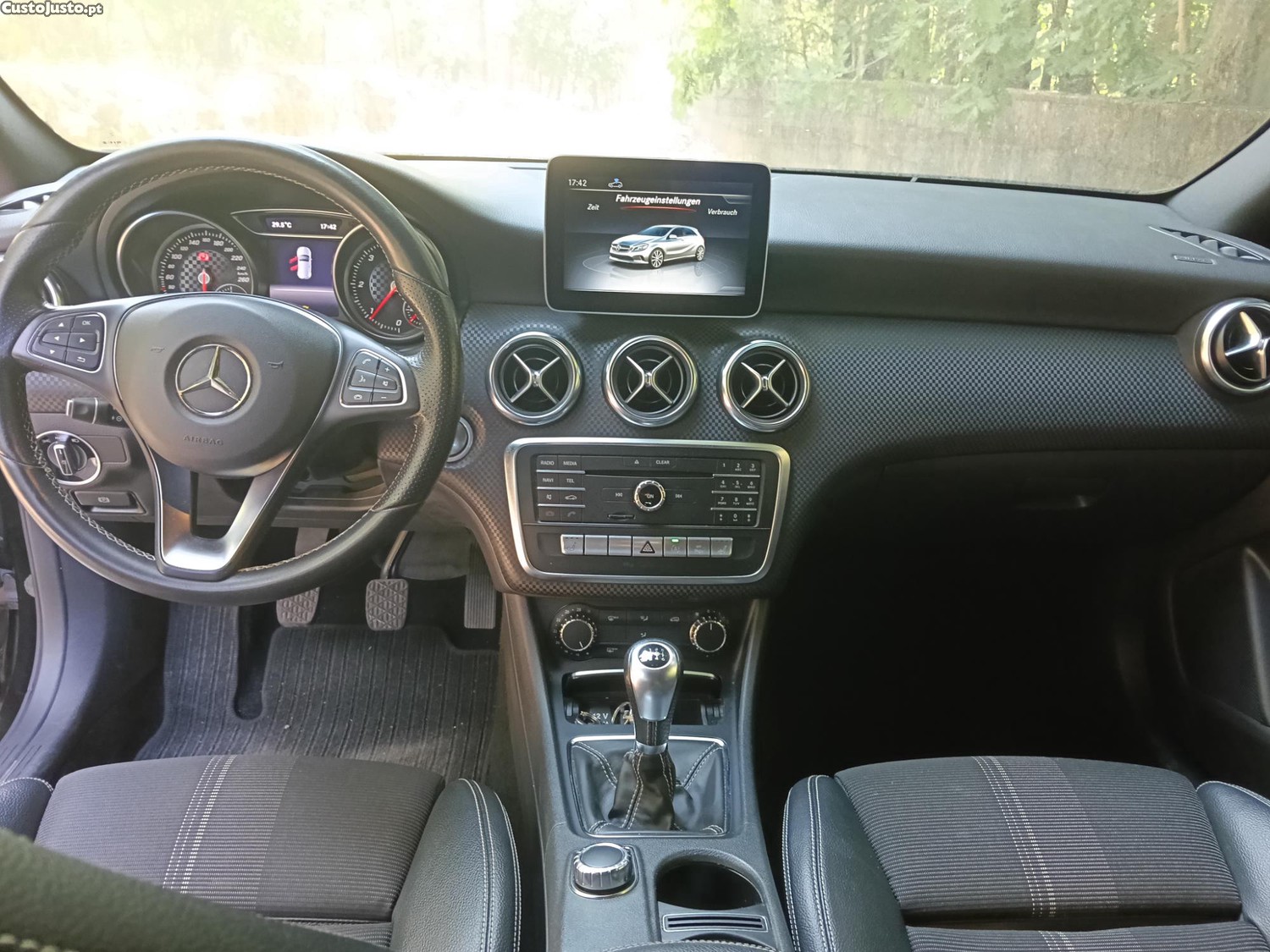 Mercedes-Benz A 180 Urban — fotografia 6