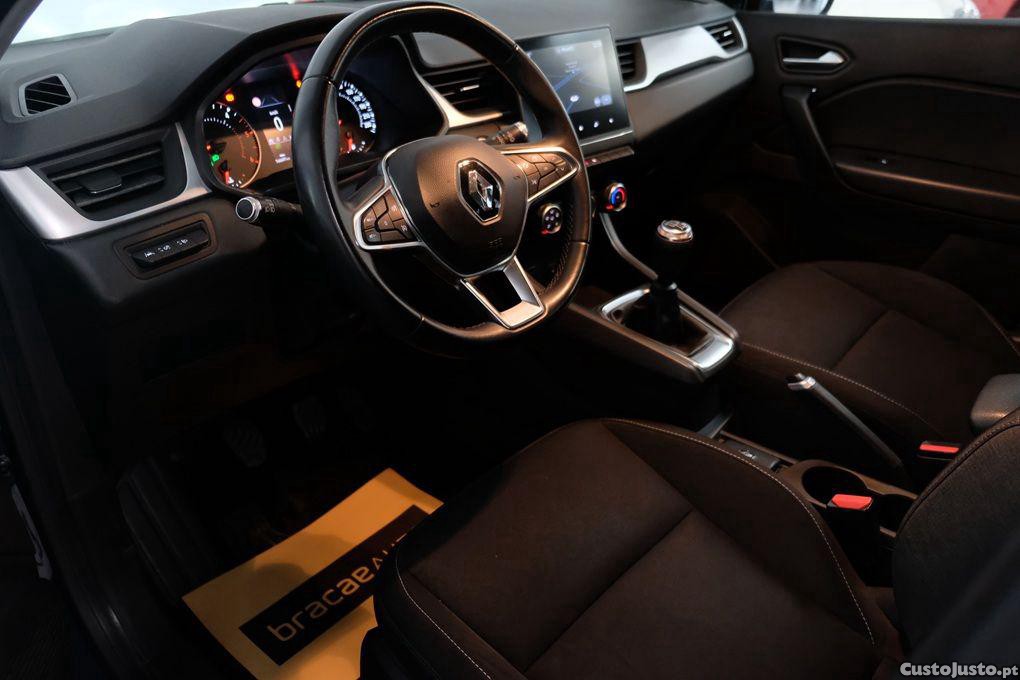 Renault Captur 1.5 dCi Exclusive — fotografia 14