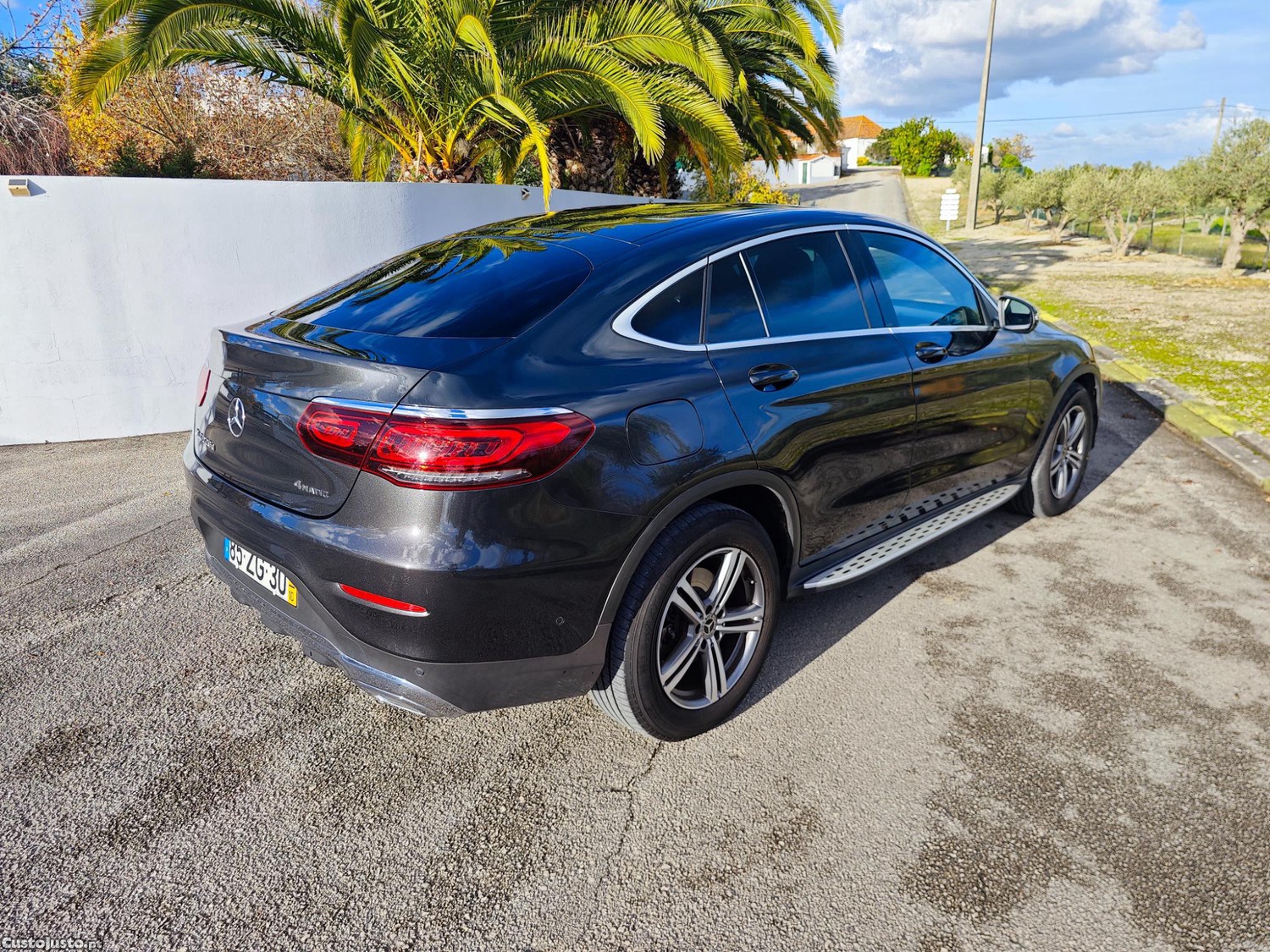 Mercedes-Benz GLC 220 Coupé 4Matic — fotografia 6