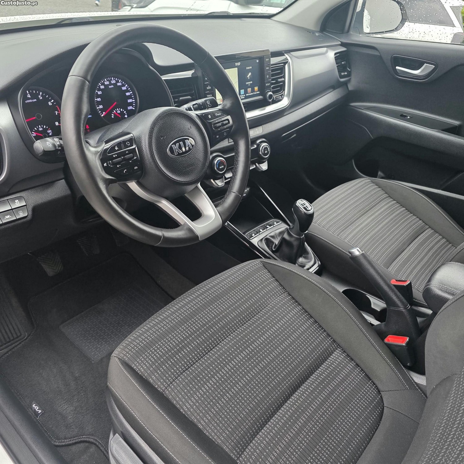 Kia Stonic 1.4 Vision — photo 5