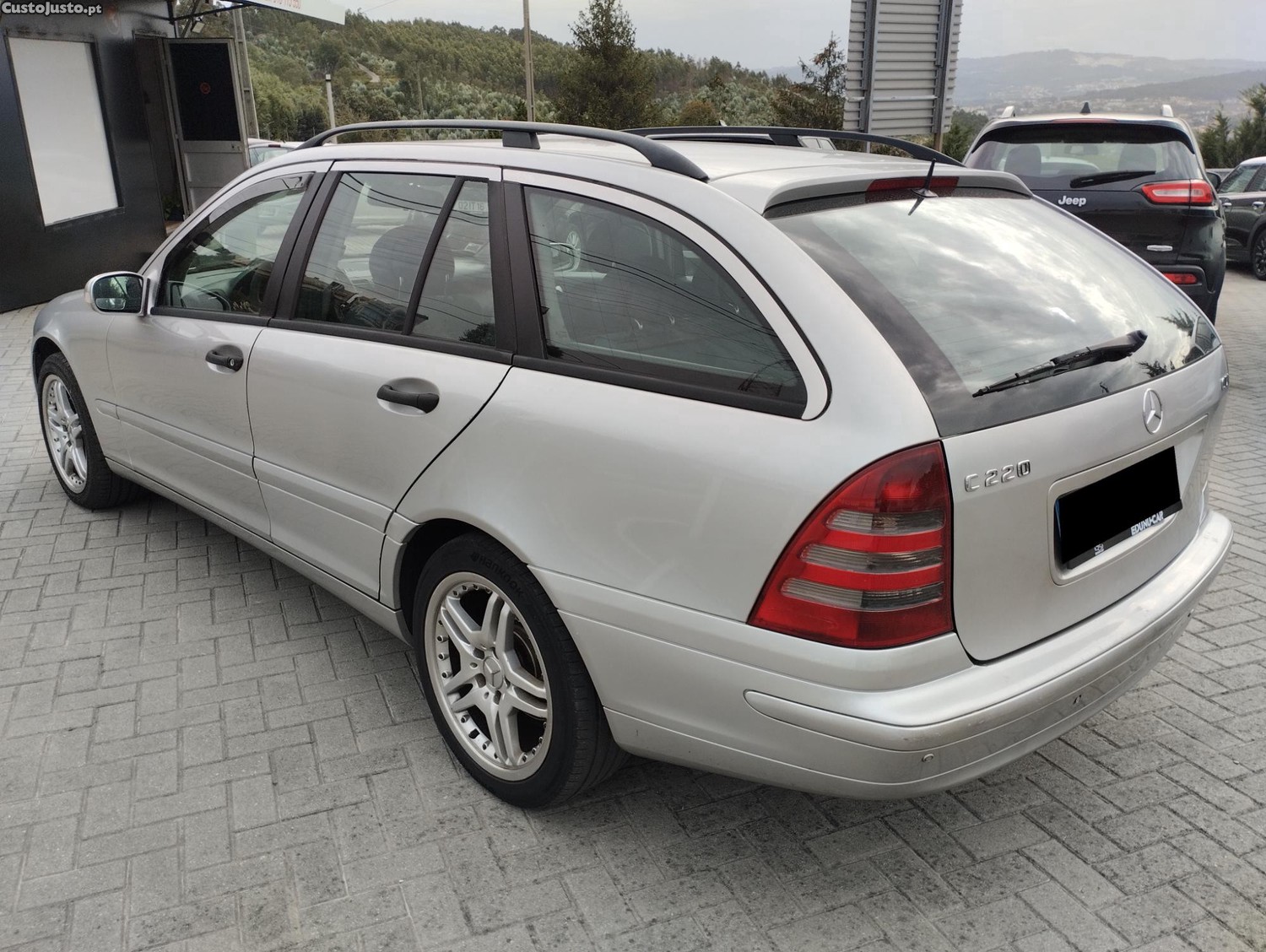Mercedes-Benz C 220 CDI 143cv - C/ Camara de Marcha trás - "Bom estado geral" - CX. Manual 6 Veloc. - 00 foto 5