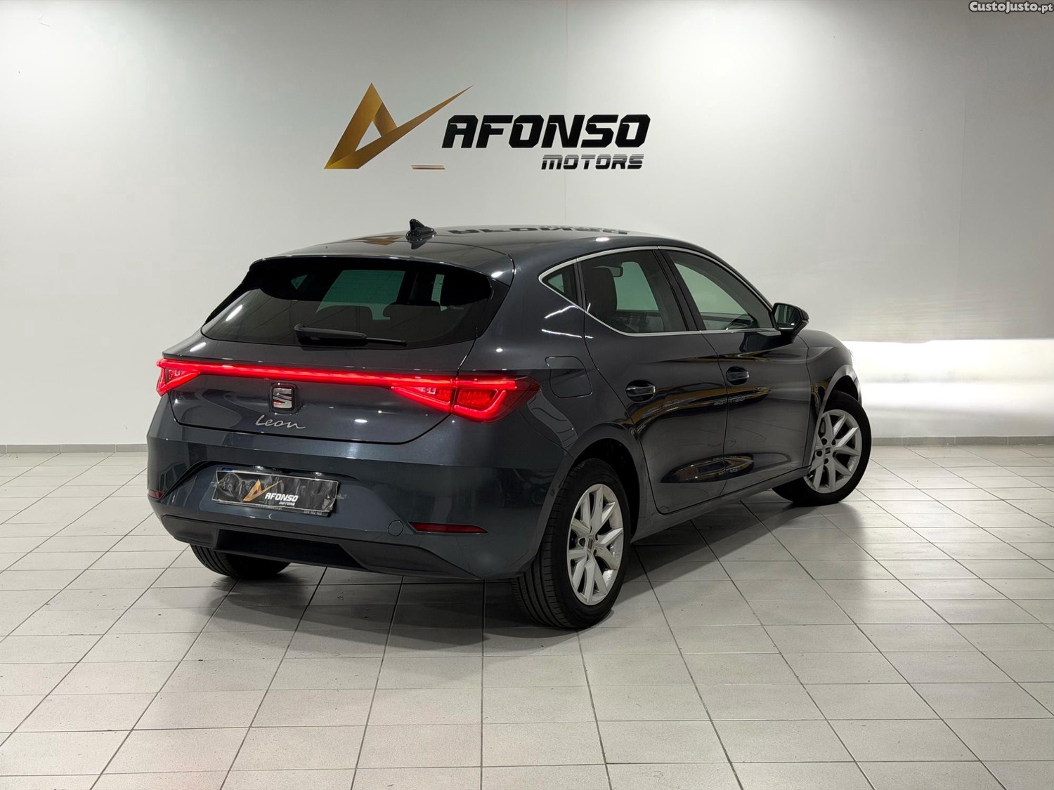 Seat Leon 1.1 TSi 110cv Nacional - 21 — photo 4