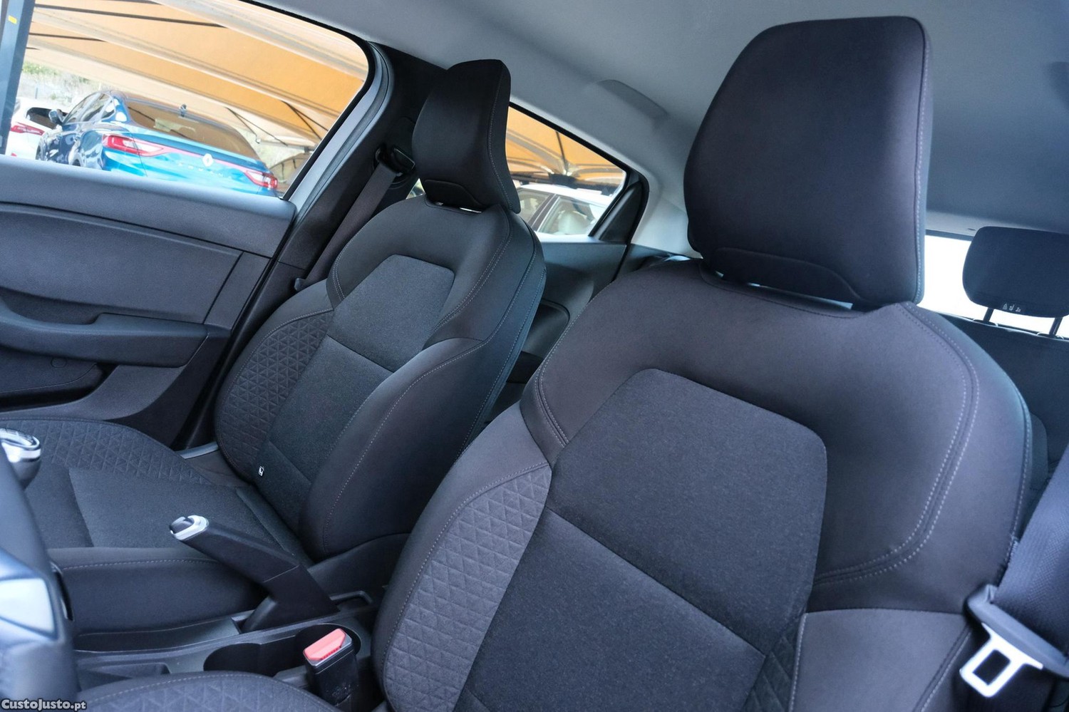 Renault Clio 1.5 Blue dCi Equilibre — fotografia 18