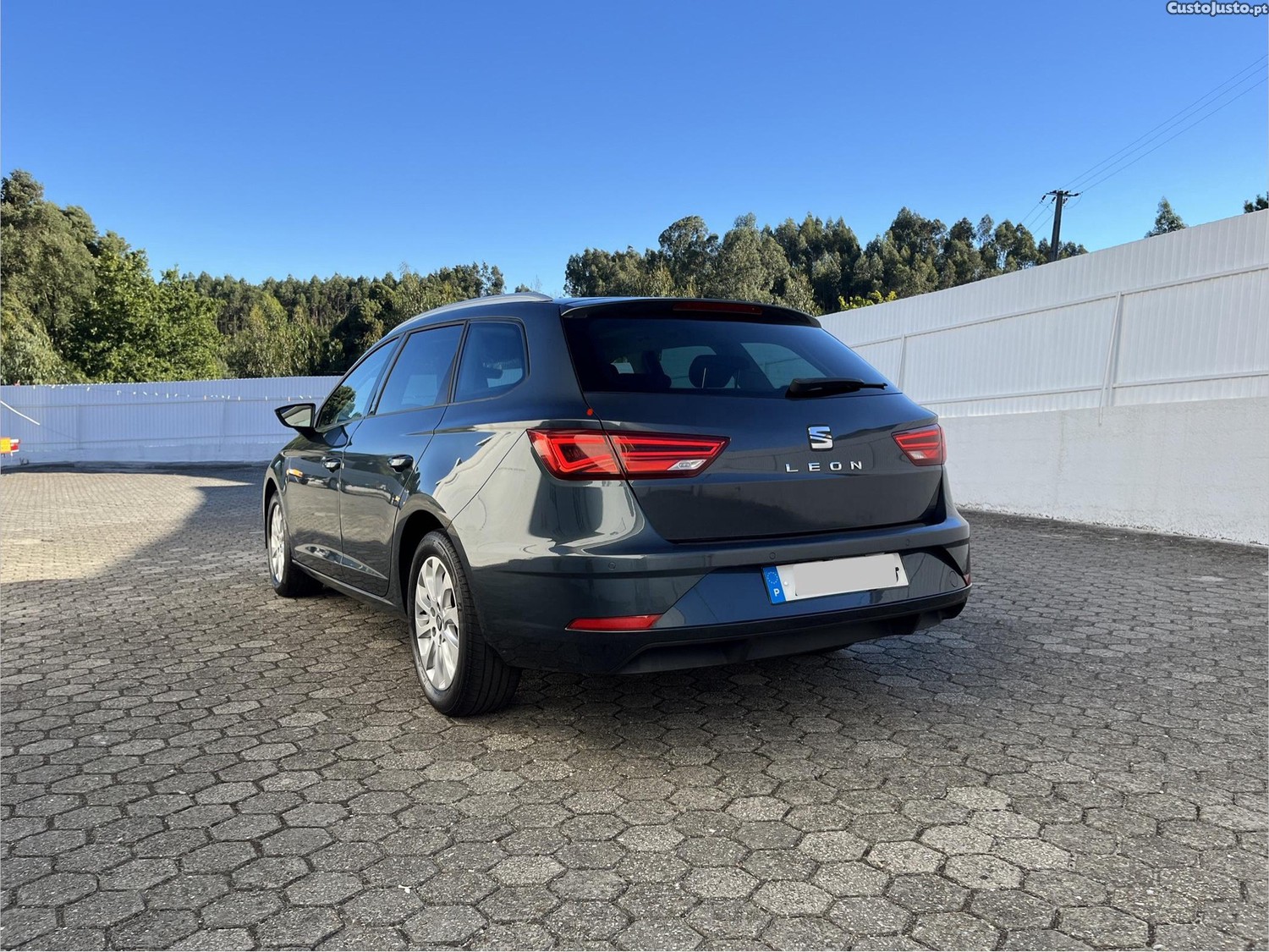 Seat Leon  1.6 TDI  - 20 — photo 4
