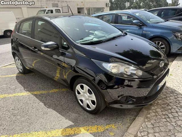 Ford Fiesta 1.4 tdci — fotografia 11