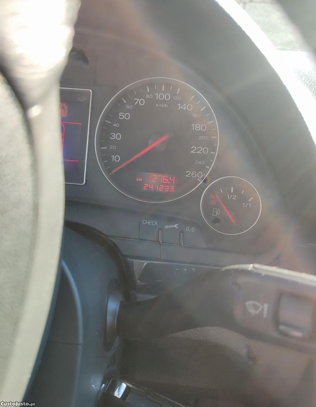 Audi A4 (8E) - 03 foto 4
