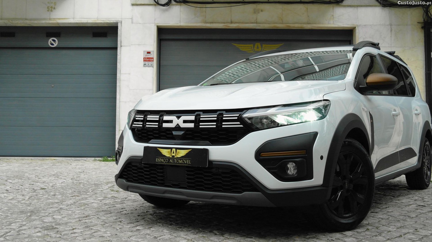 Dacia Jogger 1.0 ECO-G Essential 7L Bi-Fuel - 24 — photo 2