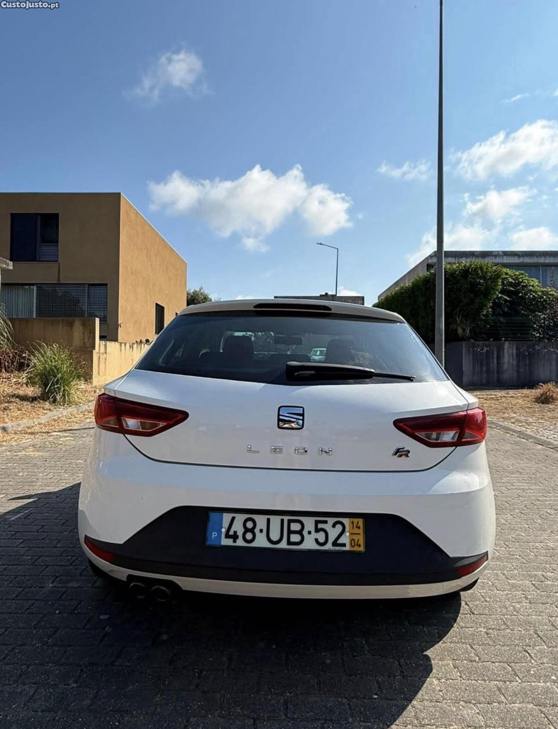 Seat Leon Seat Leon FR SC 2.0 TDI 184cv - 3 portas - 13 — photo 4