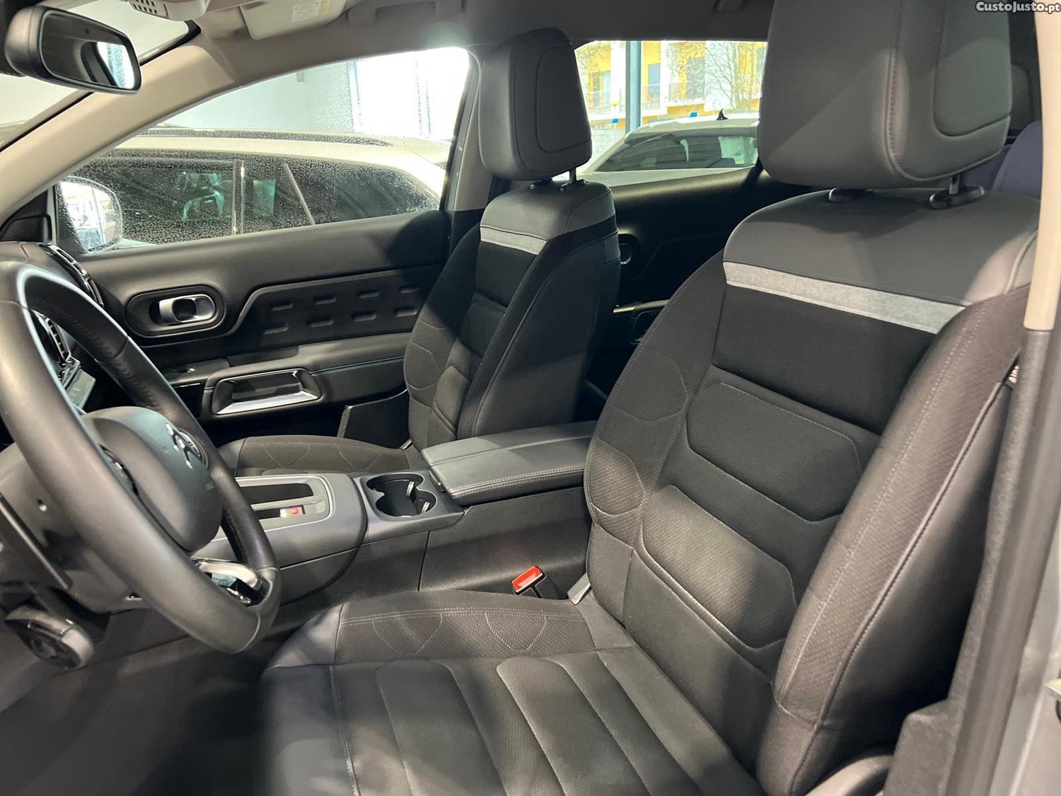 Citroën C5 Aircross 1.5 BlueHDi Shine EAT8 — fotografia 8