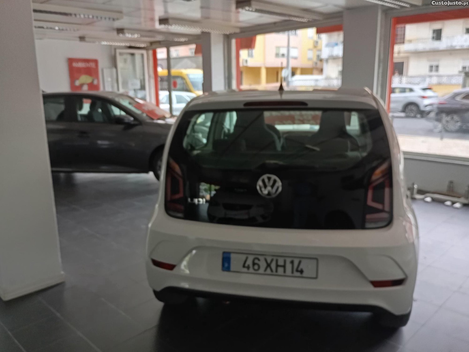 Volkswagen Up! 1.0 MOVE UP — fotografia 2