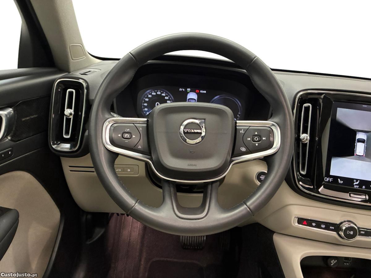 Volvo XC40 1.5 T5 PHEV Luxury Inscription DCT7 - 22 — photo 5