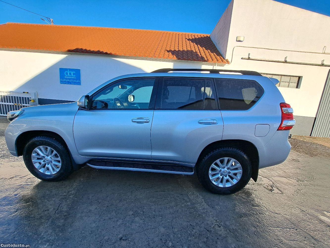 Toyota Land Cruiser GDJ 150 - 16 — photo 3