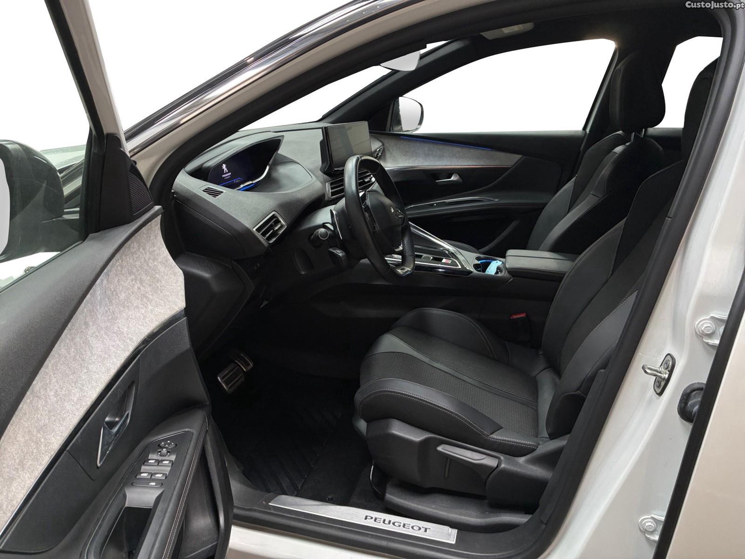 Peugeot 3008 1.2 Hybrid GT e-DCS6 - 24 — photo 3