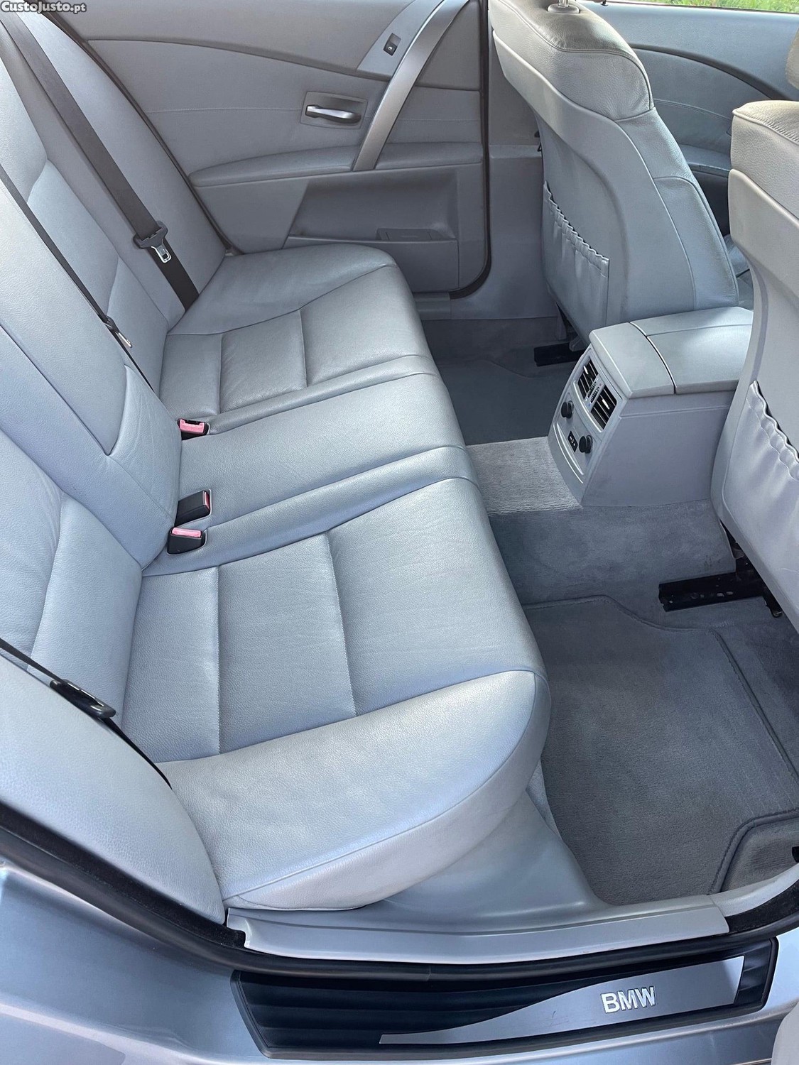 BMW 520 163 Cv Automático — fotografia 3