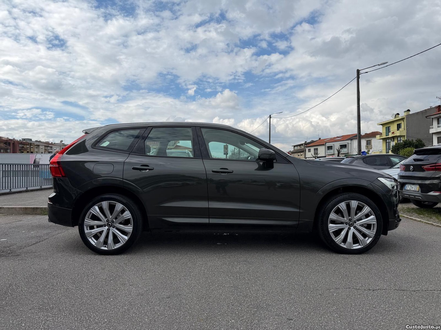 Volvo XC60 2.0 T8 PHEV Inscription AWD - 18 — photo 5