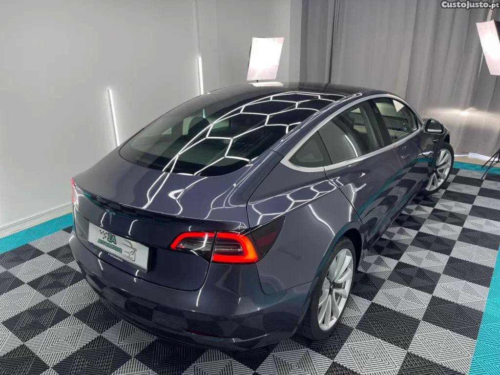 Tesla Model 3 Standard rwd plus — fotografia 12