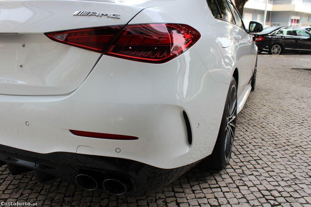 Mercedes-Benz C 300 d AMG Line — fotografia 7