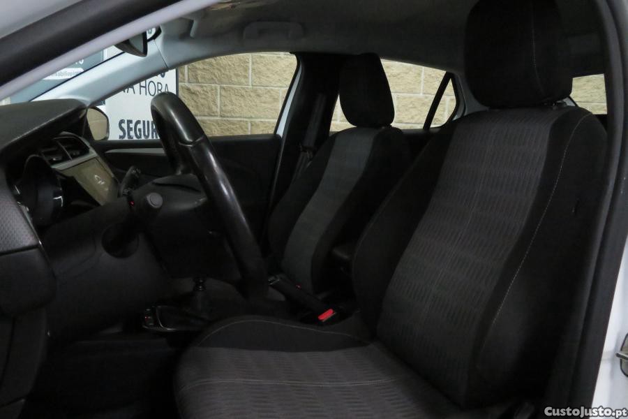 Opel Corsa 1.5 D Business Editi — fotografia 15
