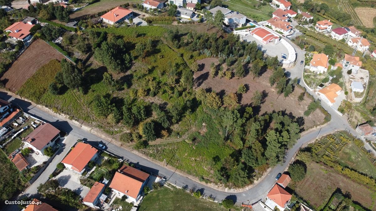 Land for sale in Amarante, Portugal — €97,000