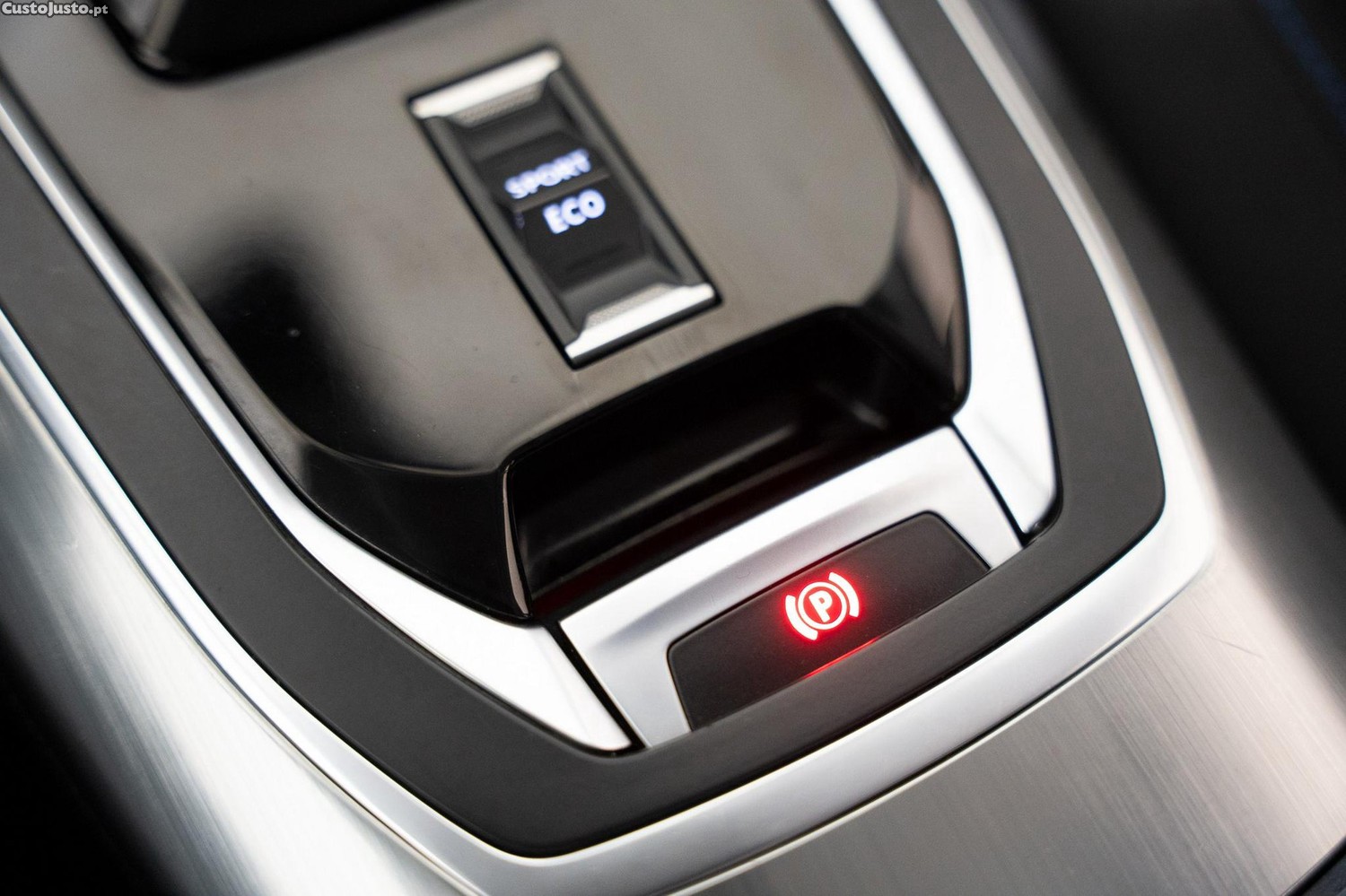 Peugeot 308 1.2 PureTech Allure EAT8 — fotografia 9