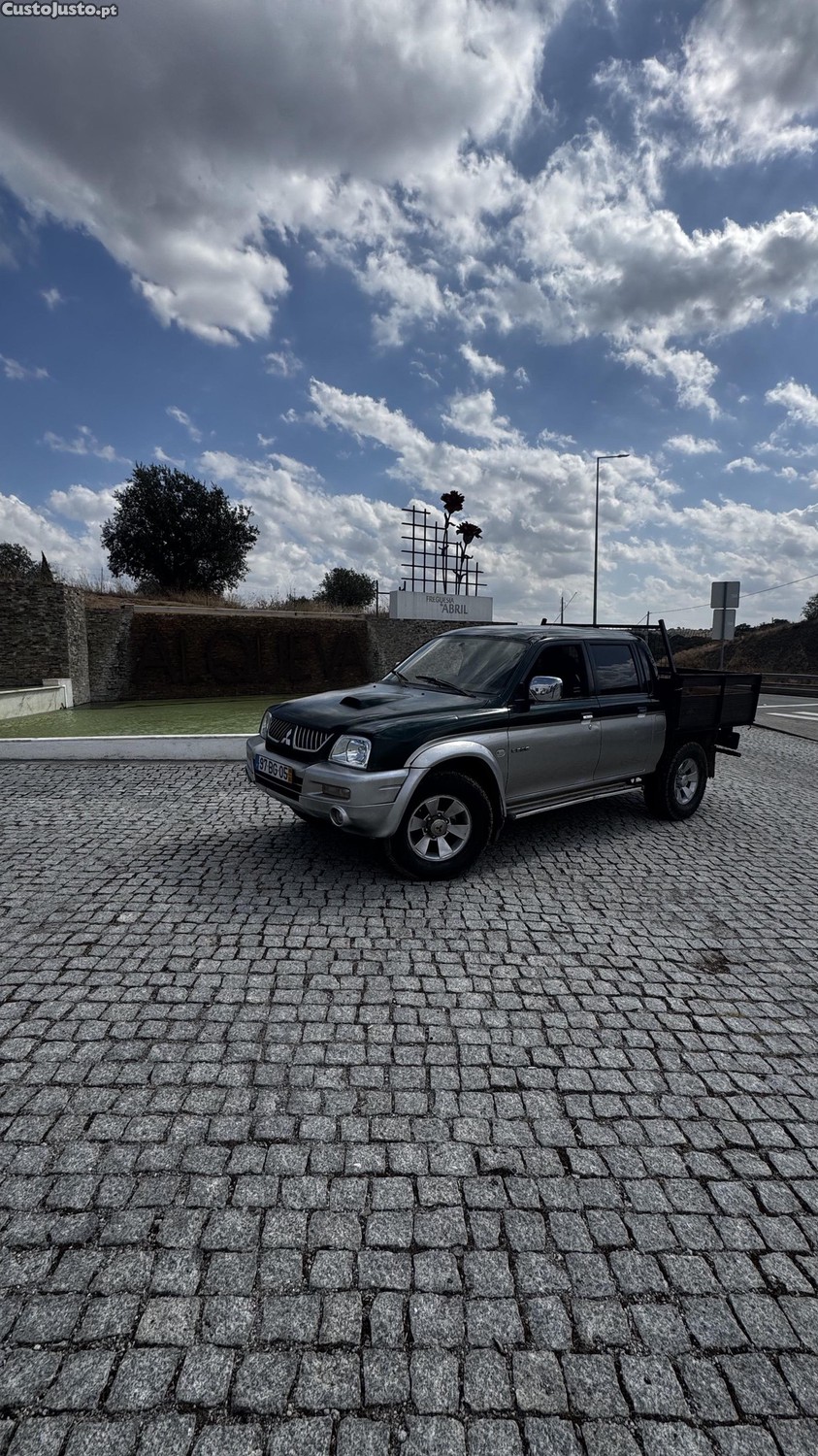 Mitsubishi L200 Strakar  - 06