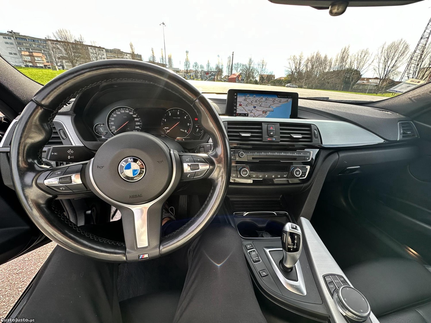 BMW 320 TOURING D PACK M AUTO — fotografia 2