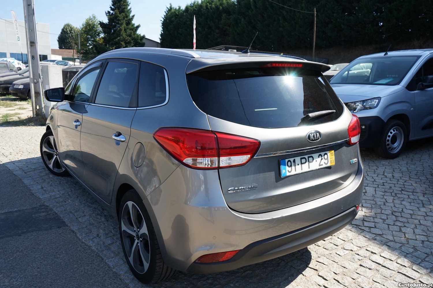 Kia Carens 7 LUGARES - 15 foto 3