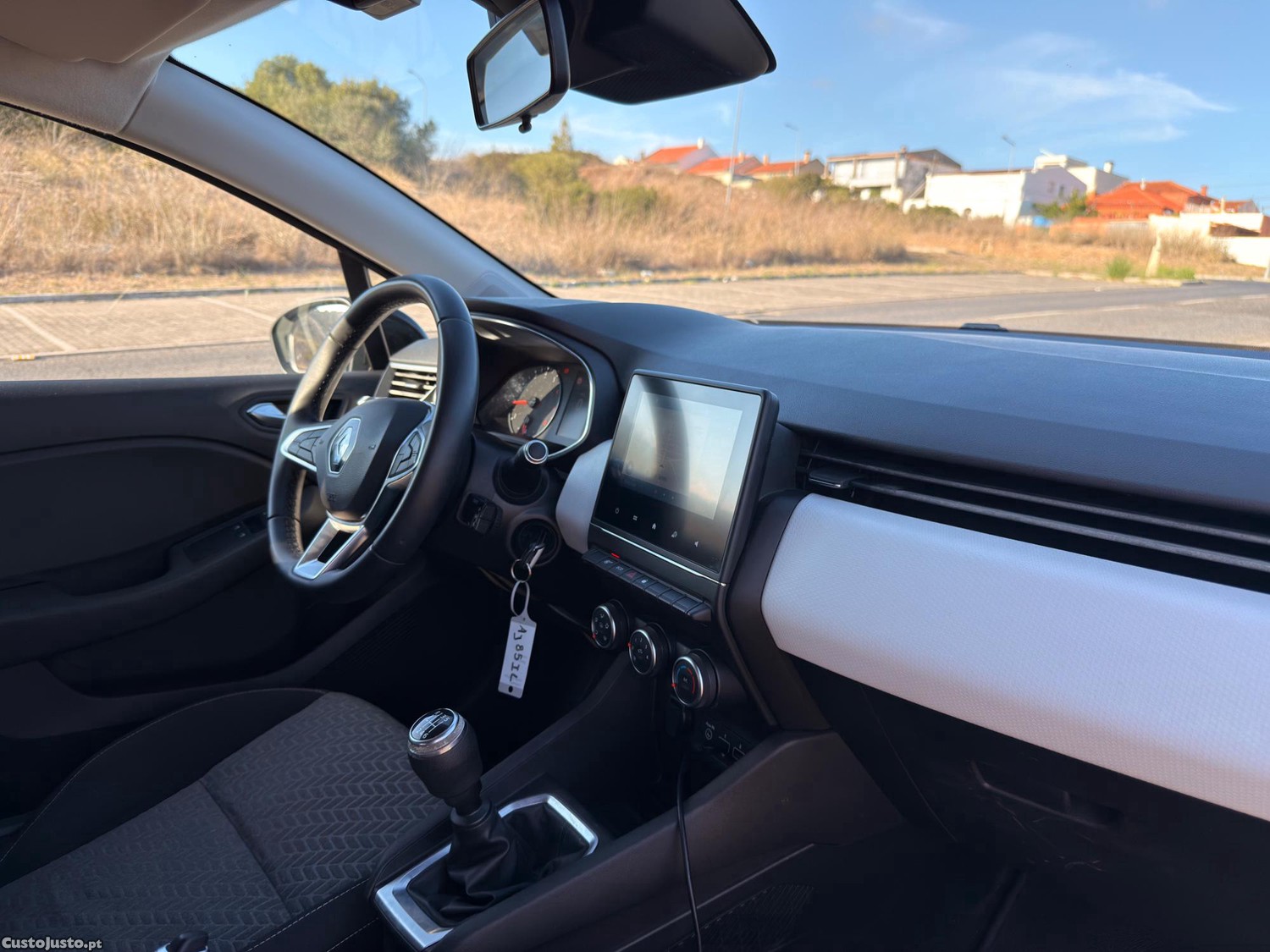 Renault Clio Clio V 1.0 TCe Limited - 21 — photo 2