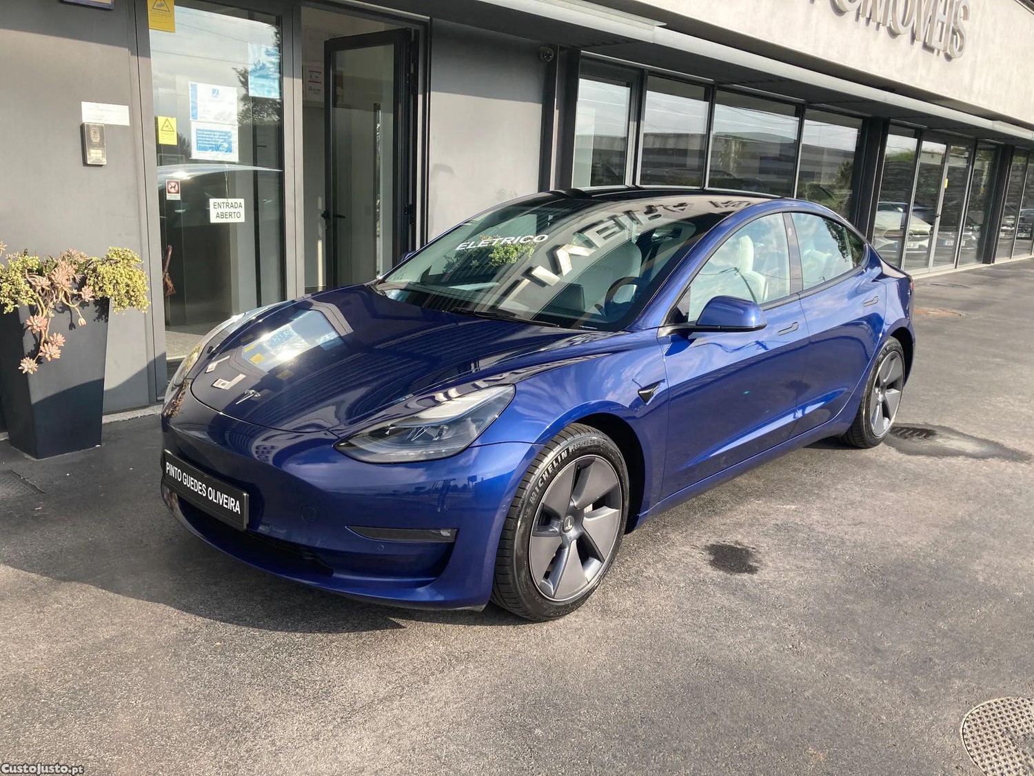 Tesla Model 3 Long Range AWD Dual - 21 foto 3