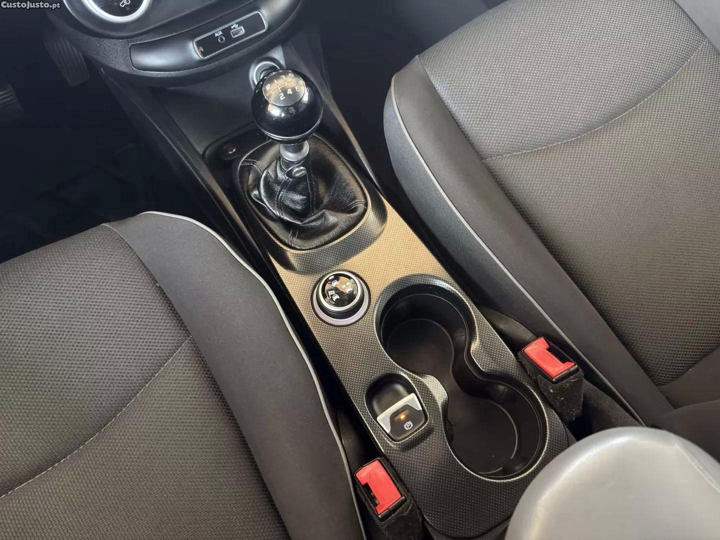 Fiat 500X 1.6 mj pop star s&s — fotografia 2
