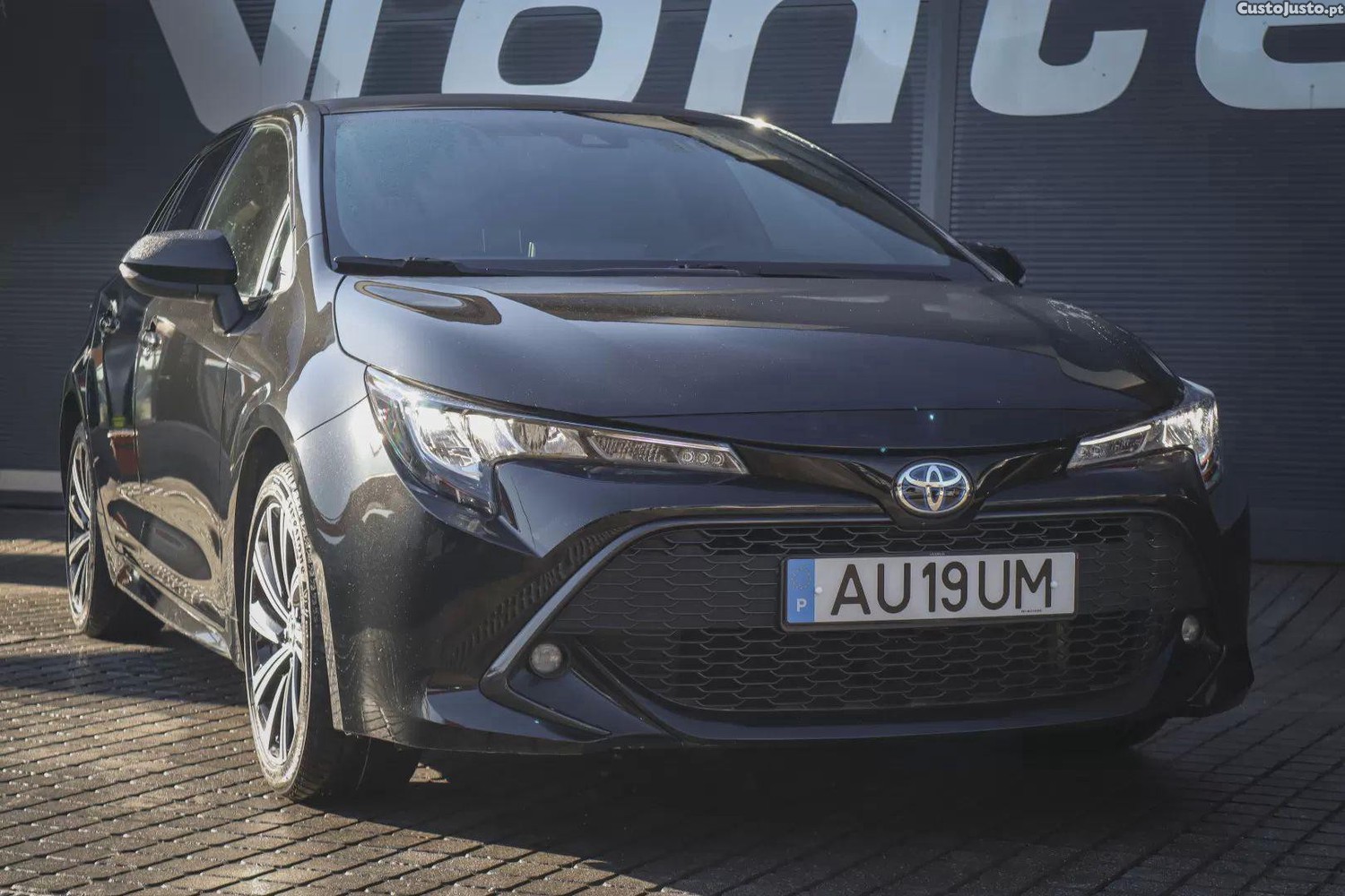 Toyota Corolla 1.8 hybrid exclusive - 22 foto 2