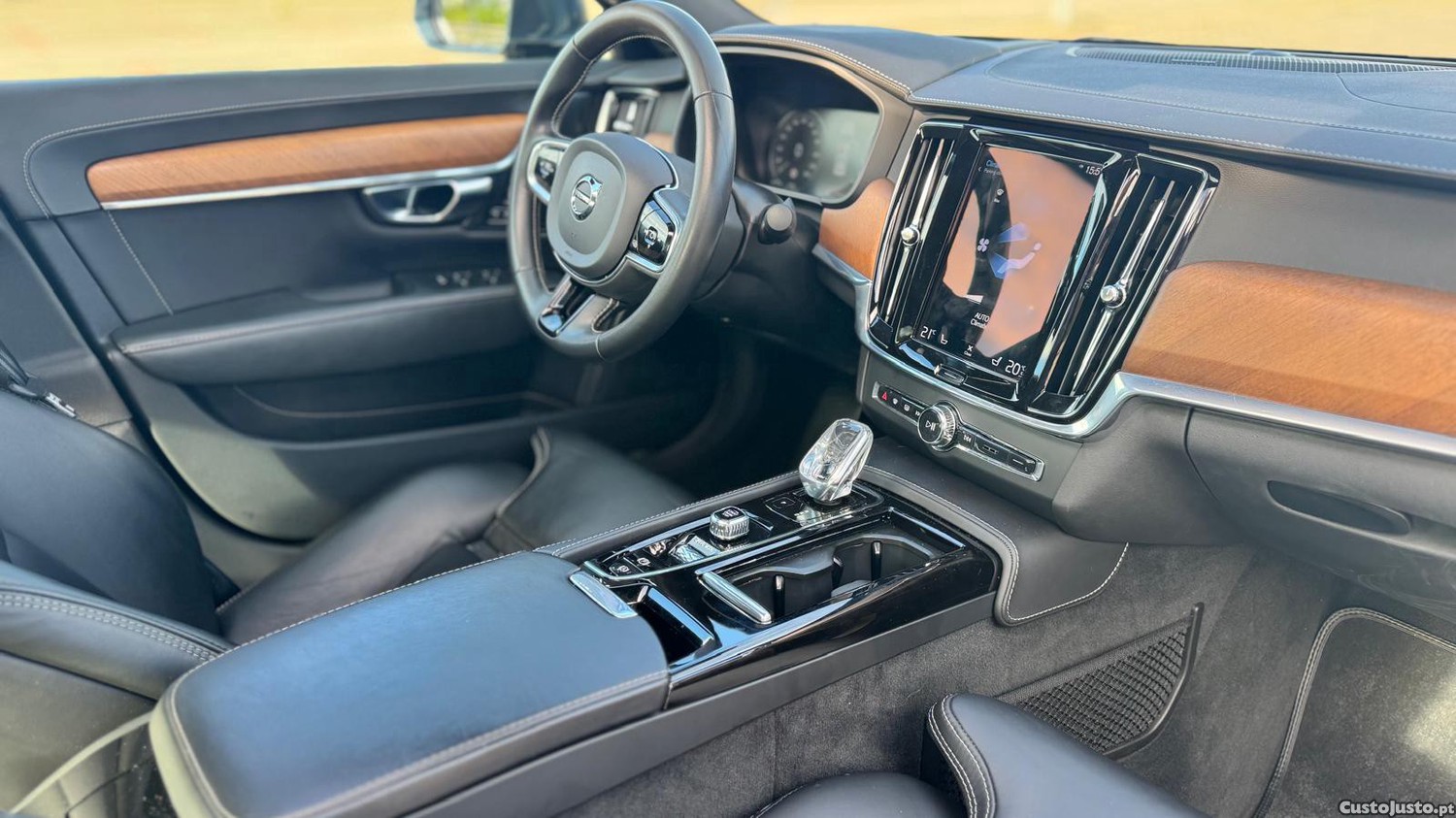 Volvo S90 T8 Twin Engine - 25 — photo 3