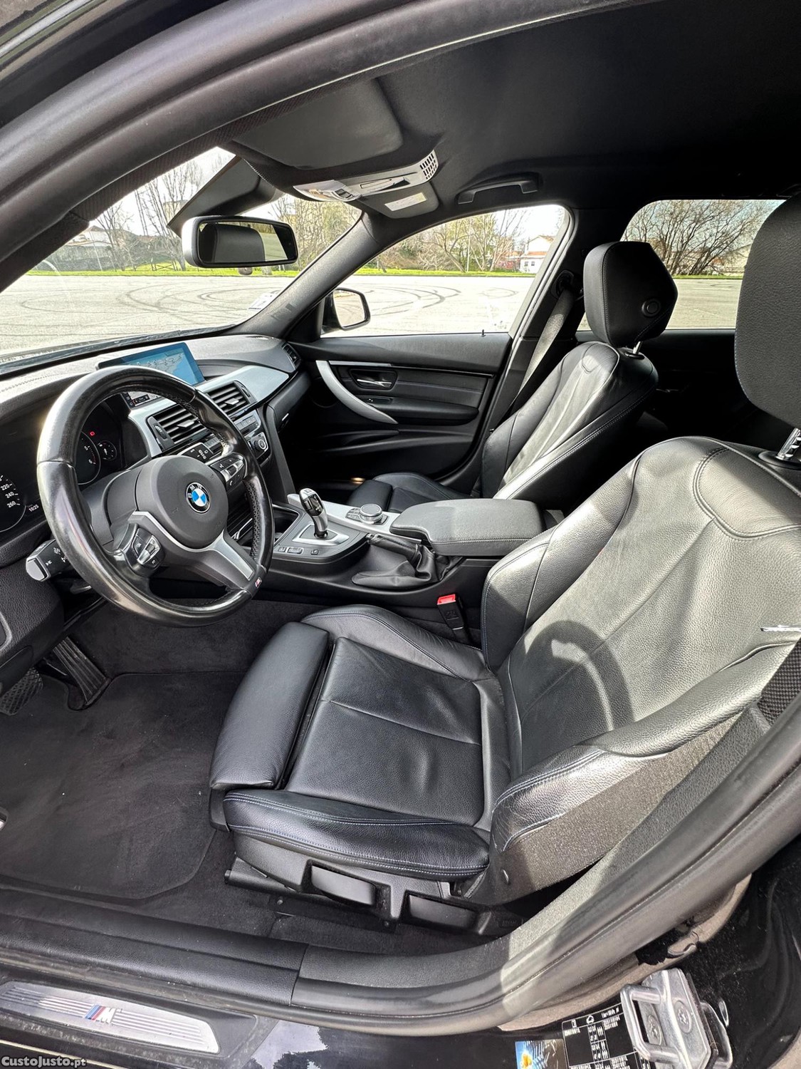 BMW 320 TOURING D PACK M AUTO — fotografia 4