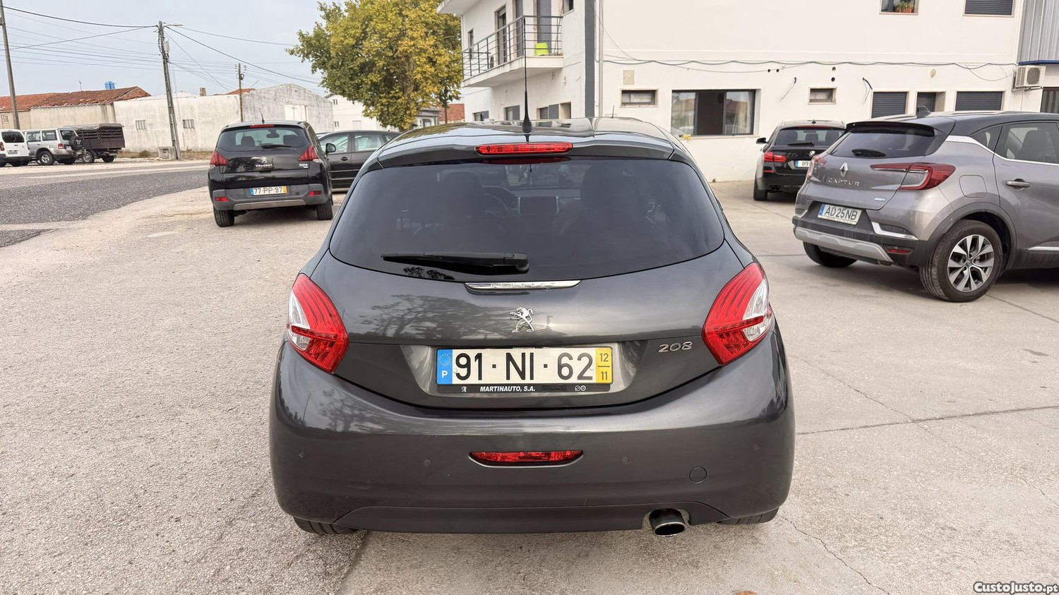 Peugeot 208 1.2 VTI Allure de 2012 — photo 4