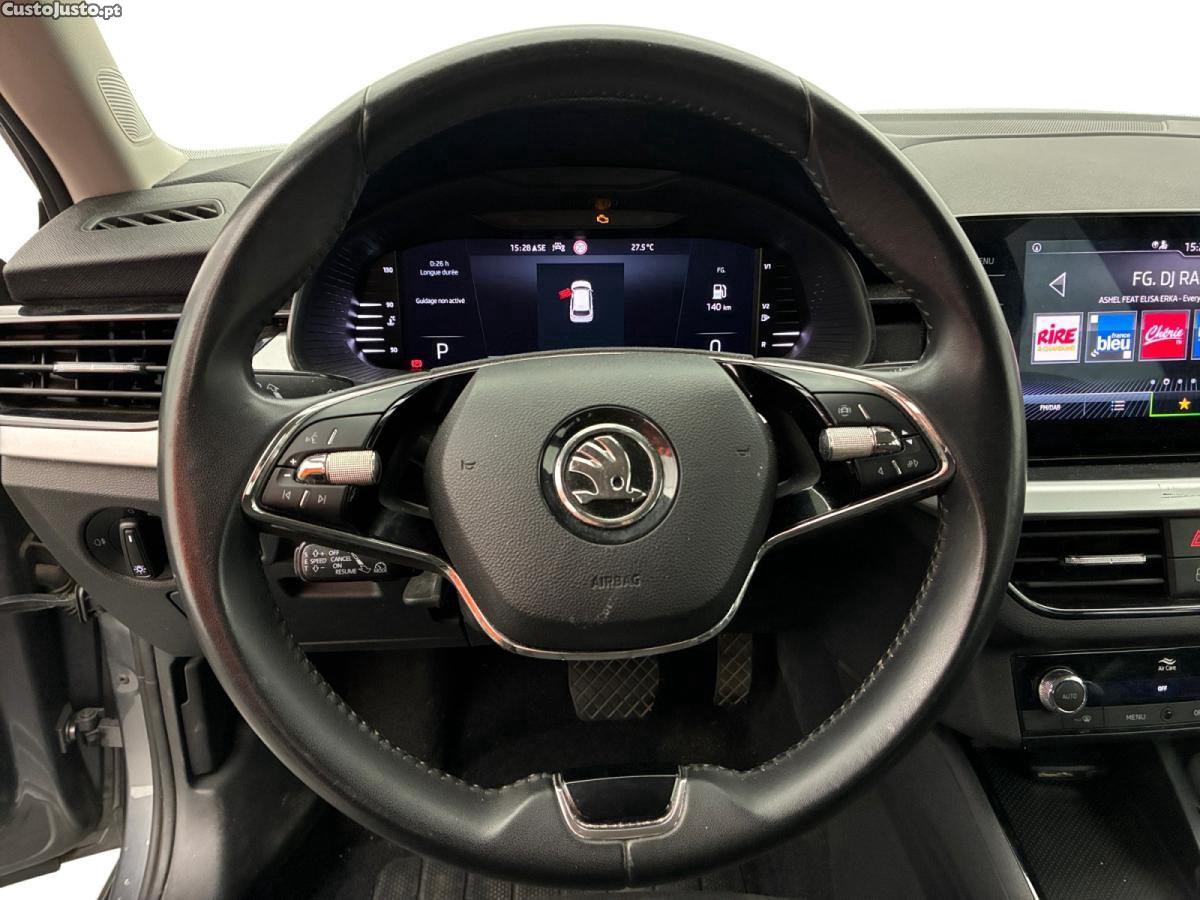 Skoda Kamiq 1.0 TSI Ambition DSG - 23 foto 5