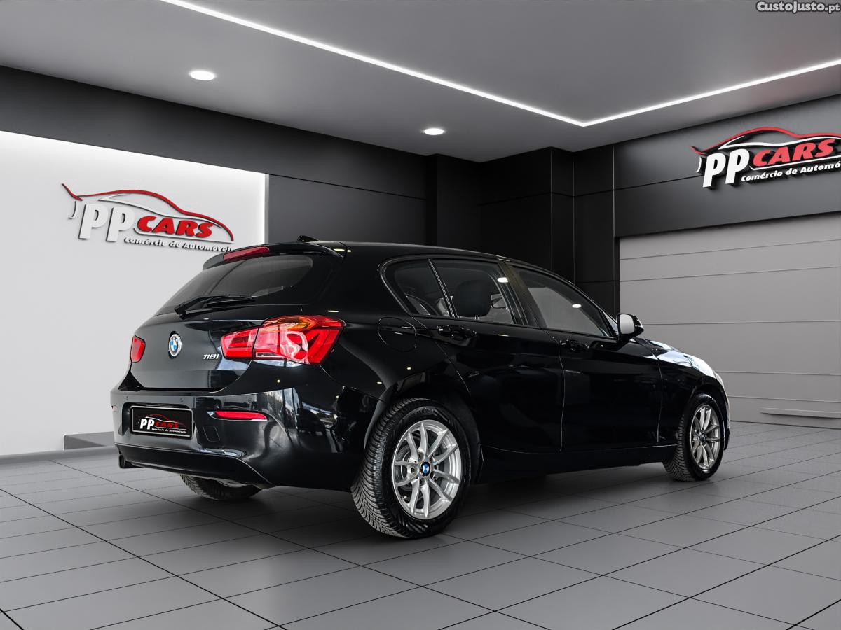 BMW 118 Corporate Lease Exec - 16 foto 3