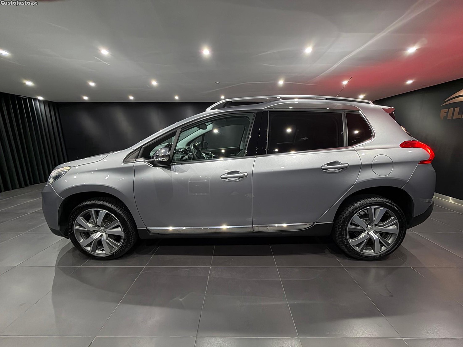 Peugeot 2008 1.6 VTi Allure - 13 foto 4