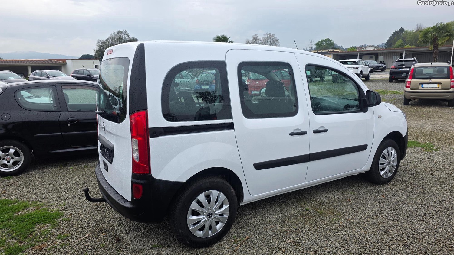 Mercedes-Benz Citan Tourer 109 CDI 90cv — fotografia 9
