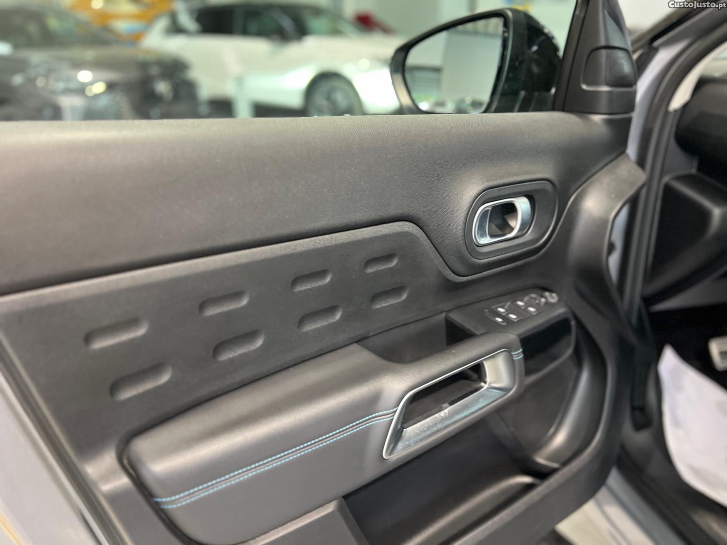 Citroën C5 Aircross 1.5 BlueHDi Shine EAT8 — fotografia 9