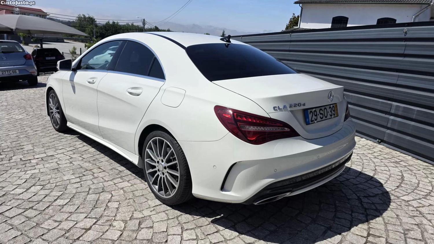 Mercedes-Benz CLA 220 Amg line d auto — fotografia 6