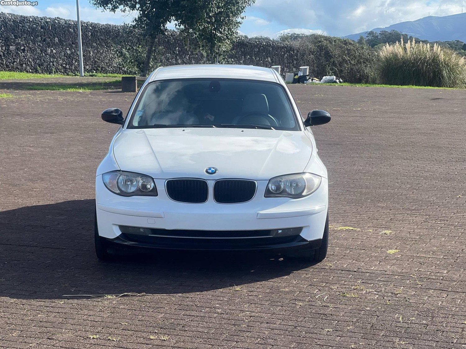 BMW 118 D 2.0 Gasóleo 143CV - 09 foto 2