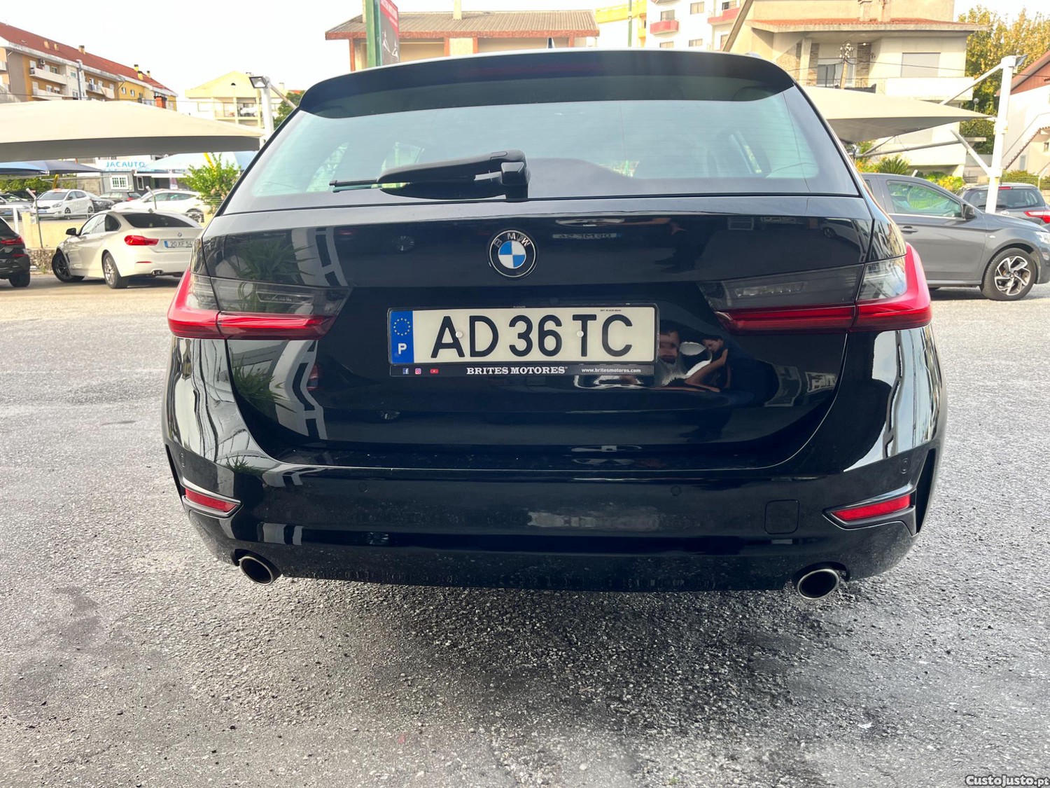BMW 318 d Line Sport - 20 foto 2