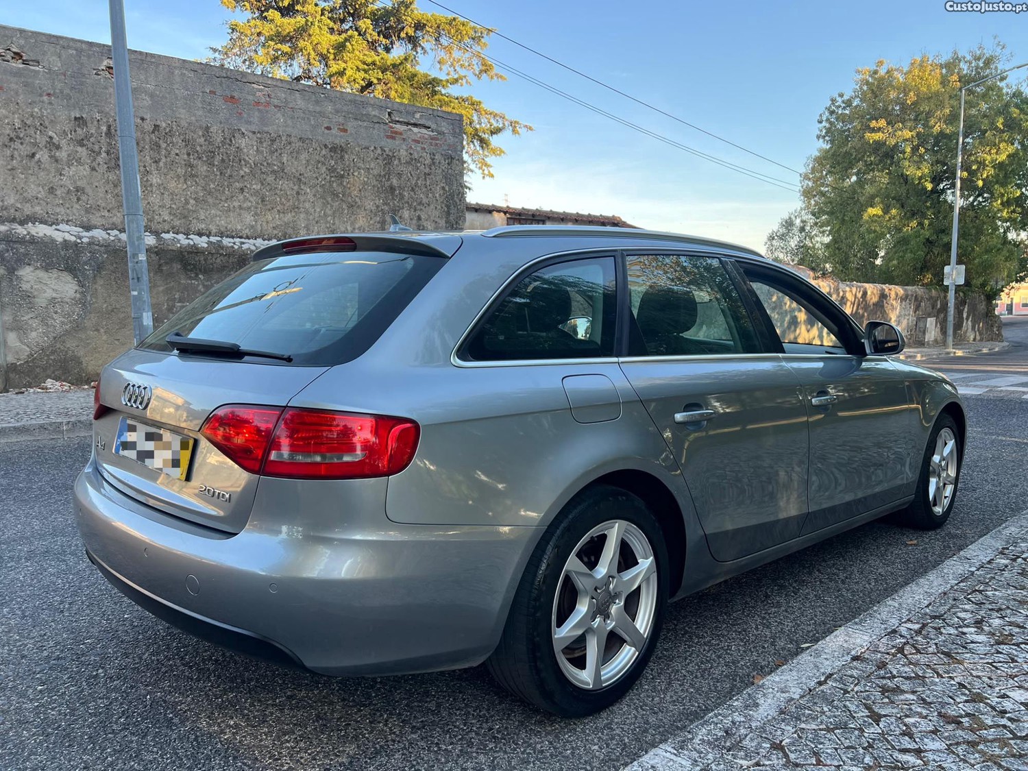 Audi A4 A4 Avant 2.0 TDI S-Line (Nacional) SÓ 1 Dono - Excelente Estado Geral - 09 foto 4
