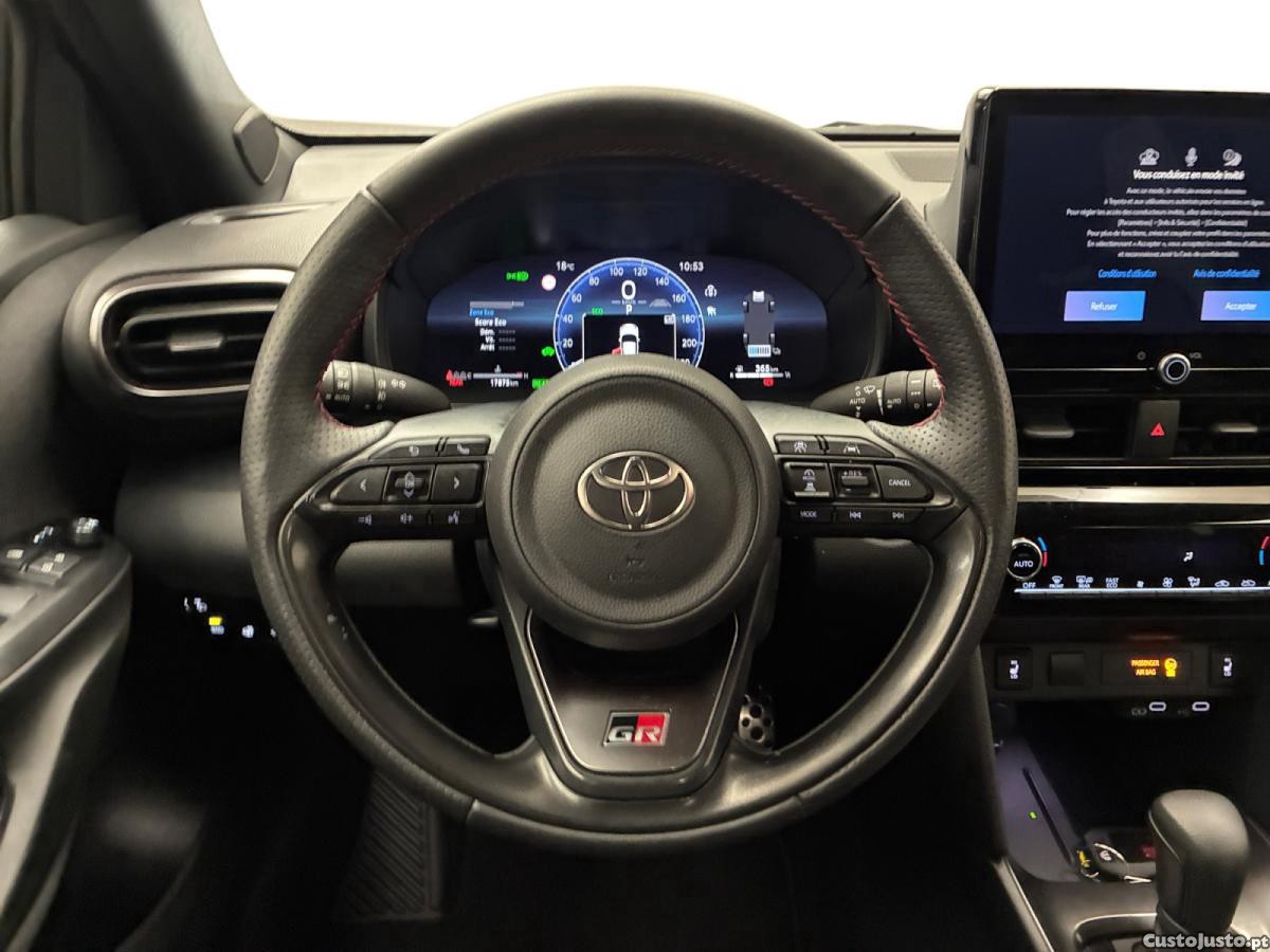 Toyota  1.5 HDF GR Sport - 25 foto 5