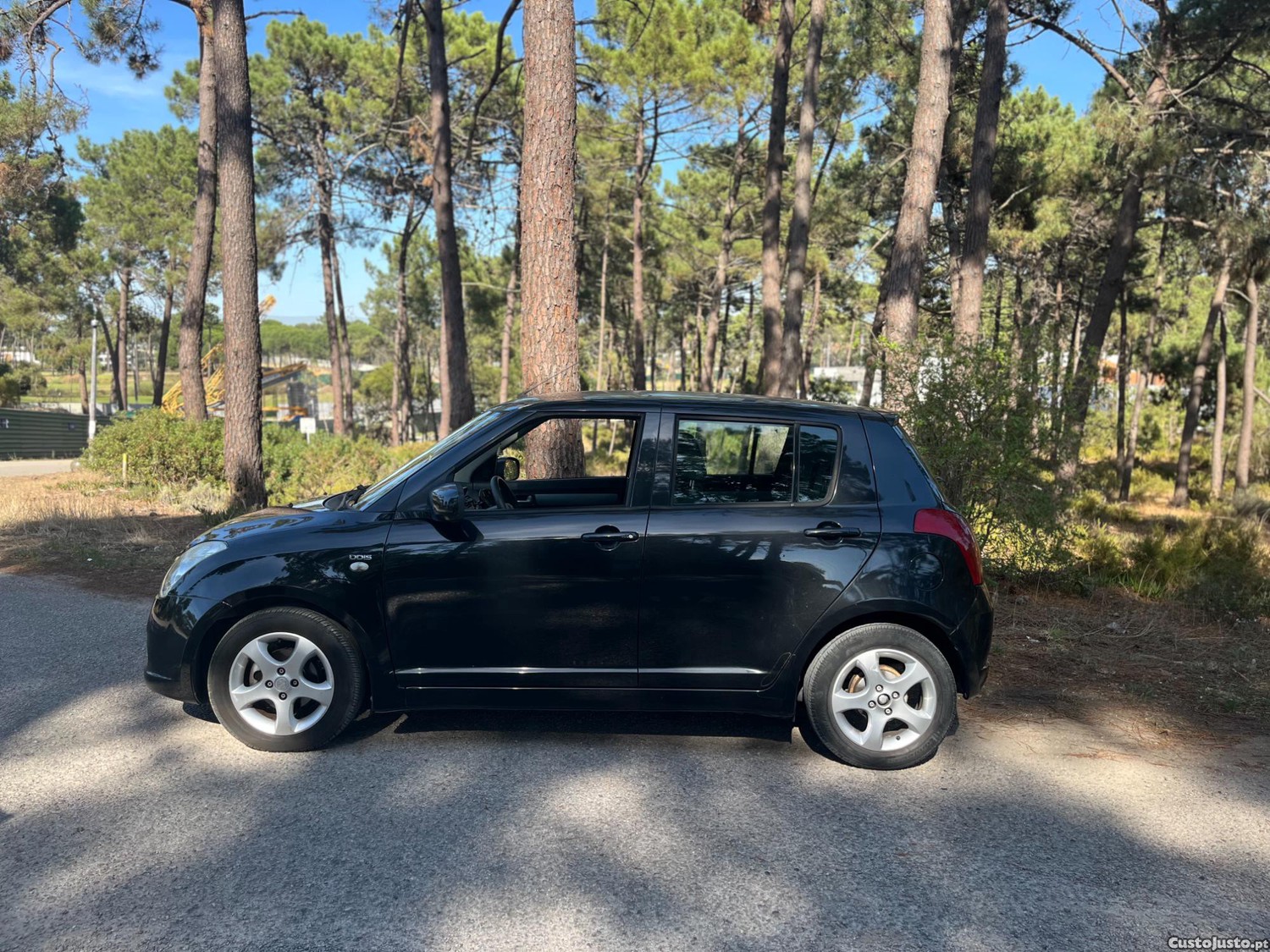 Suzuki Swift 1.3 DDiS — photo 2