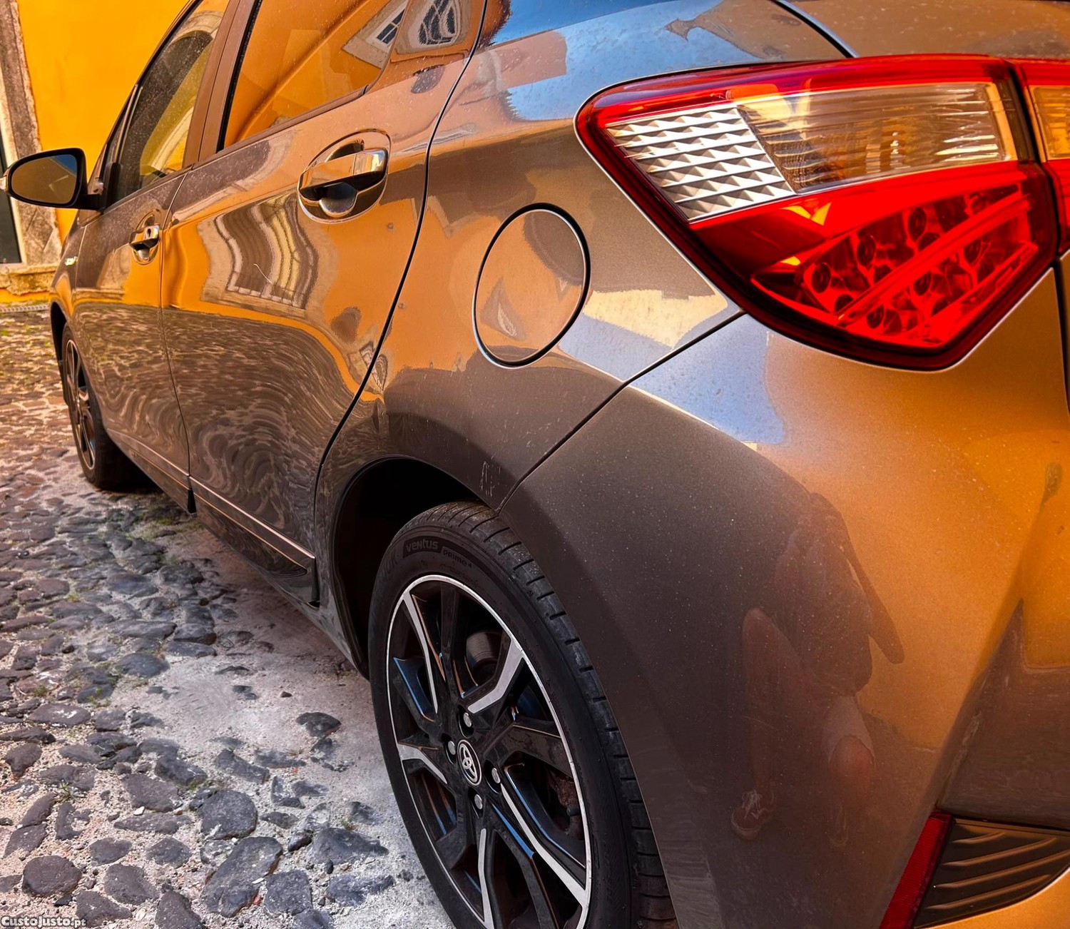 Toyota Yaris Hybrid - 18 — photo 5