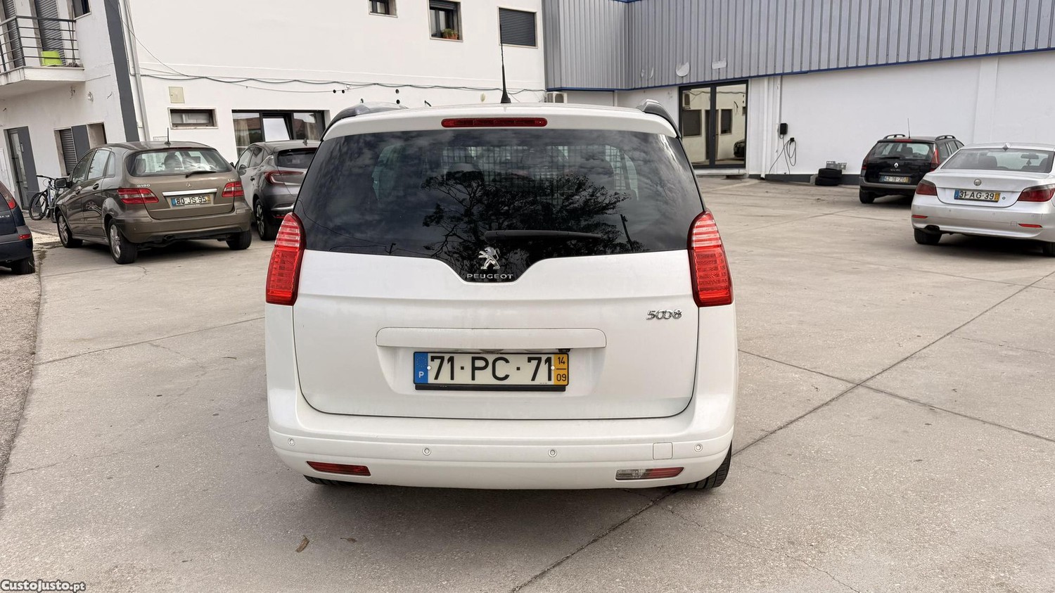 Peugeot 5008 1.6 HDI 7 Lugares de 2014 — photo 4