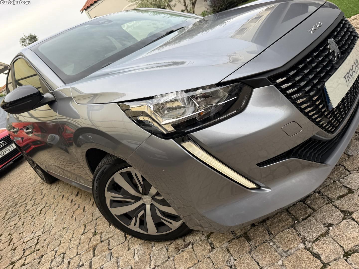 Peugeot 208 1.2 PureTech Active Pack - 23 — photo 4