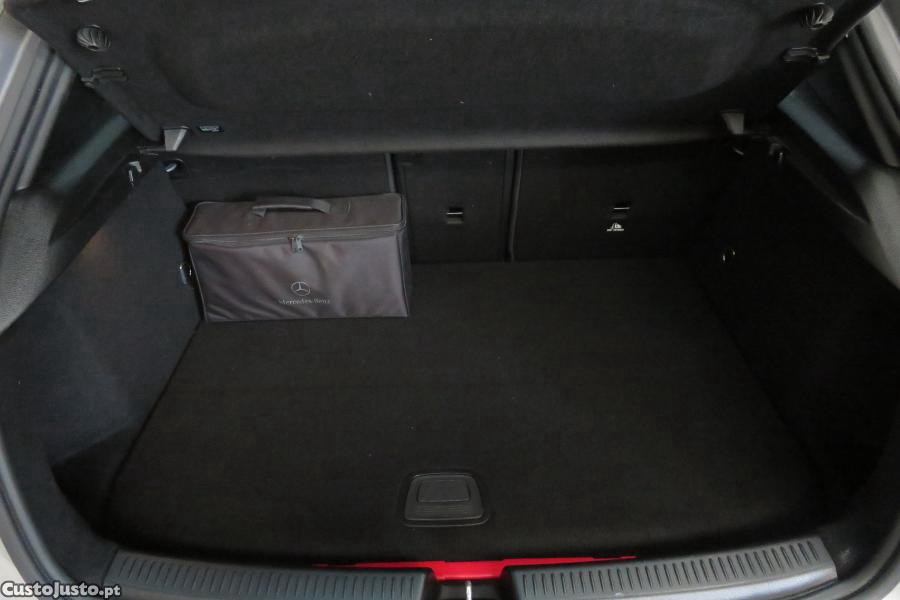 Mercedes-Benz A 250 e Style Plus — fotografia 7